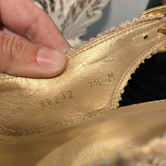 STUART WEITZMAN Tweed Bow Kitten Heel - Picture 6 of 6